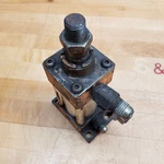 Lin-act A40B-2.00X2.000-2-U-HC Cylinder, 250PSI Used. Fixed Price $15.79.