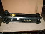 Parker Hydraulic Cylinder Ser 2H #3.25CDTHS14ACX 14.000. Fixed Price $350.00.