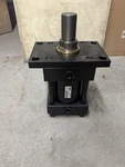 Parker Hydraulic Cylinder 5"BORE 2.37" Stroke 2.5" Rod 5.00J2HHNAT134A2.370. Fixed Price $1700.00.