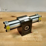 Phd R11A 3 090-D-H Pneumatic Rotary Actuator, 1-1/2" Bore Used. Fixed Price $232.74.