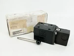 New Parker D3DL001CN4K42 Directional Control Valve 350BAR. Fixed Price $759.95.