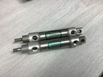 (2PCS) Clippard Minimatic UDR-12-1 Pneumatic Cylinder, (used). Fixed Price $40.00.