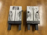 (qty 2) Smc MHP25D Pneumatic Gripper 0.1-0.6 Mpa. Fixed Price $150.00.