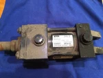 Parker Series 02.00 CBB3LLUS34AC 1.00 Nptf Ports ,cap Clevis Mount. Fixed Price $200.00.