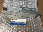 New Smc Escapement Finger Cylinder MIS20-30D2A 1-1/8 Stroke MHFG56 Fast Ship. Fixed Price $60.00.