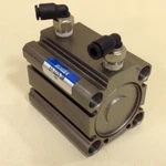 Bimba Cylinder EF-3225-3M Used #79692. Fixed Price $35.20.