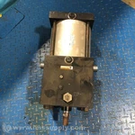 Parker 8.00CD4MAJR14AC5.500 Heavy Duty Hydraulic Cylinder Usip. Fixed Price $265.66.