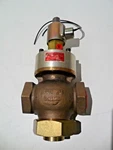 Lexair 03-3036 Solenoid Valve With Way Poppet 1-1/4" Npt Nnb 4224-208. Fixed Price $125.00.