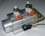 Smc RSDQA32-15D-XC1 Max Press: 145PSI 1.00MPA Pneumatic Air Cylinder. Fixed Price $35.00.