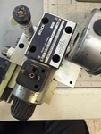 Bosch 810 091 227 Directional Control Valve With Gauges Sensors + Manifold. Fixed Price $119.99.