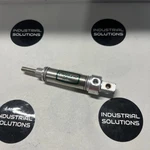 Clippard USR-08-1/2-MB Cylinder New. Fixed Price $20.00.