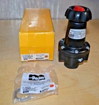 New Parker Schrader Bellows Pressure Regulator 035632000B Dt 5-125 Psig. Fixed Price $99.00.
